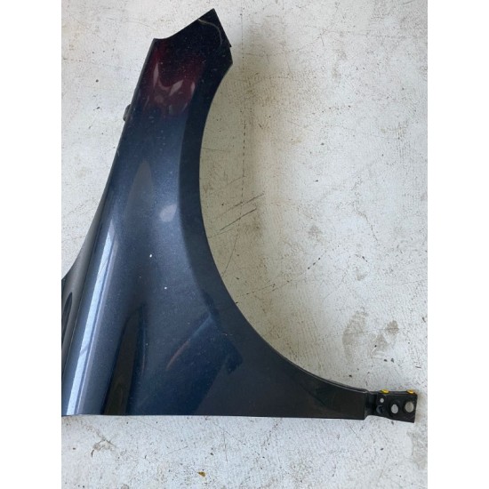 Aripa dreapta VOLVO XC60 2009-2017 30762402