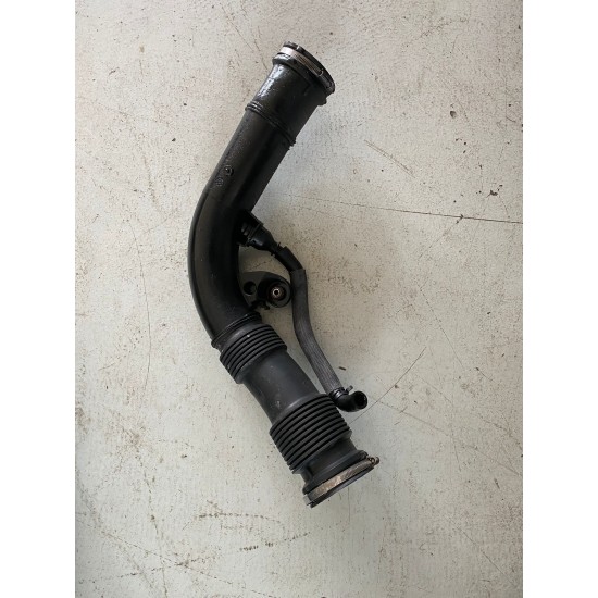 Furtun Admisie Aer Volvo XC60 V90 V90CC XC90 S90 V60 V60CC 31657341
