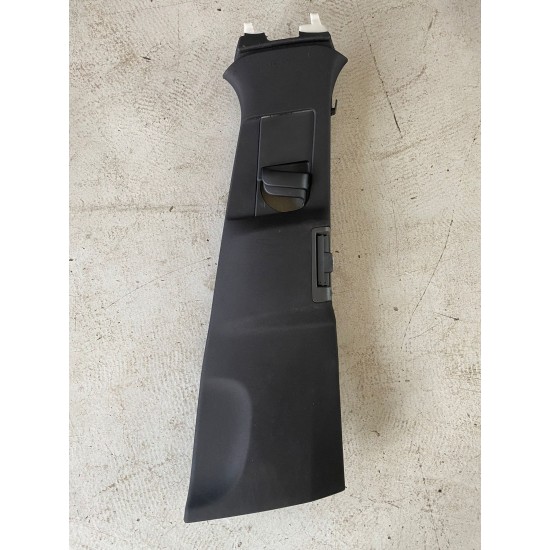 Stalp mijloc dreapta Volvo XC90 2015-2020 31651530