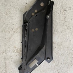 Ornament trager stanga Volvo XC90 2015-2020 31442733 