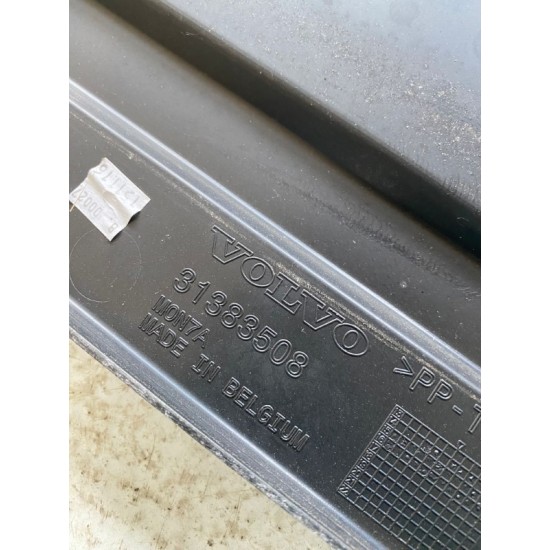 Ornament trager central Volvo XC90 2015-2022 31383508