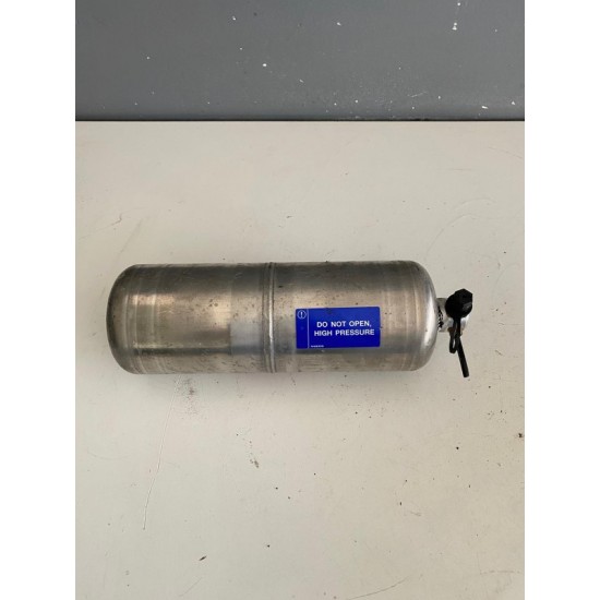 Butelie perne dreapta VOLVO XC90 2016+ 15.1580-0052.2 31360725 Butelie perne dreapta VOLVO XC90 2016+ 15.1580-0052.2 31360725