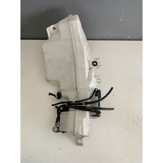Vas lichid parbriz Volvo XC90 2016 31349385 31391422 31349847