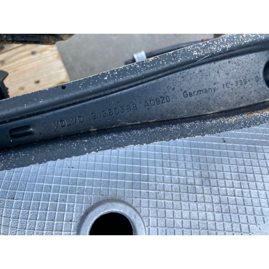 Punte spate completa 2X4 cu suspensie aer VOLVO XC90 2016 31387698