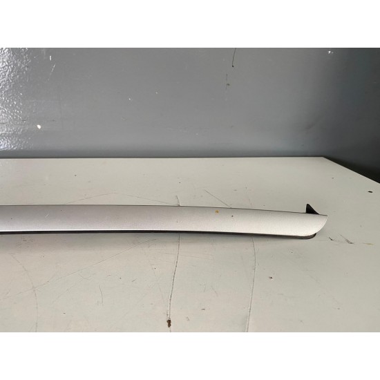 Ornament parbriz stanga Volvo XC60 2009-2017 30784797