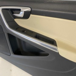Front right door panel Volvo S60 V60 2011-2018 31366169 8635892 863587