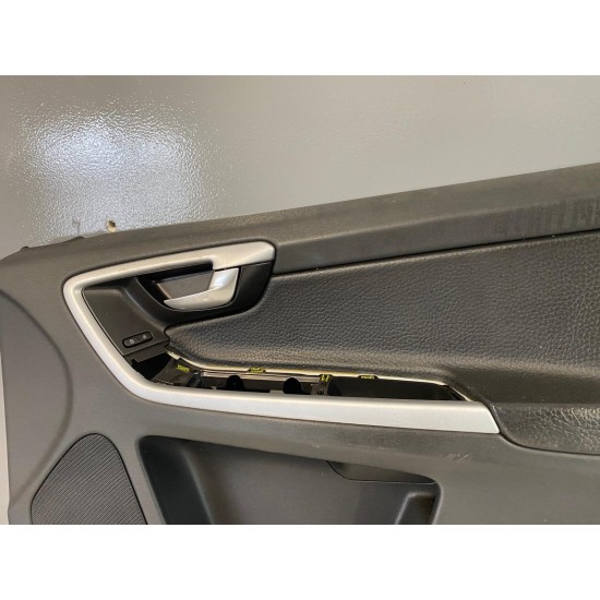 Fata de usa fata dreapta Volvo XC60 S60 V60 2010+ 1287469 30766388 1287467
