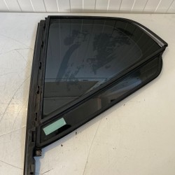 Geam mic spate stanga VOLVO XC40 2018+ 31442381