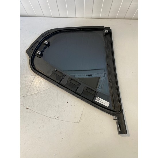 Geam mic spate stanga VOLVO XC40 2018+ 31442381