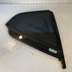 Geam mic spate dreapta VOLVO XC40 2018+ 31442382