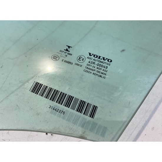 Front left door glass window VOLVO XC40 2018 31442375 Front left door glass window VOLVO XC40 2018 31442375