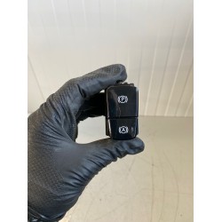 Buton frana de mana VOLVO XC40 2018+ 31456219 Buton frana de mana VOLVO XC40 2018+ 31456219