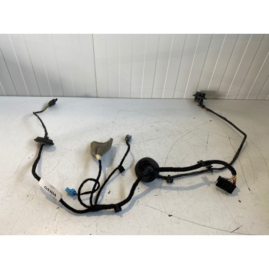 Instalatie usa spate stanga VOLVO XC40 2018 32218863 32218861