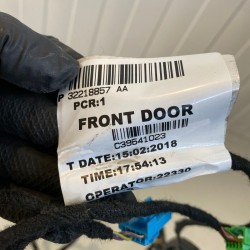 Instalatie usa dreapta fata VOLVO XC40 2018 32218857 32218852 Instalatie usa dreapta fata VOLVO XC40 2018 32218857 32218852