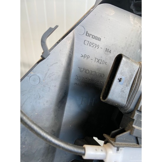 Broasca usa fata dreapta Volvo S60 V60 S90 V90 XC60 XC90 V60CC XC40 31440998 