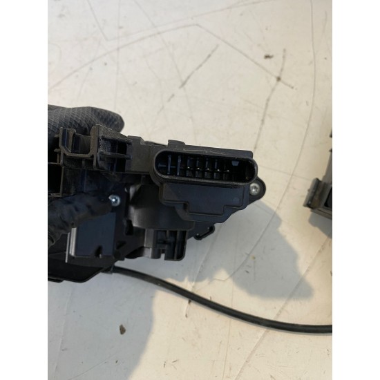 Broasca incuietoare usa fata stanga Volvo S60 V60 S90 V90 XC60 XC90 V60 CC 31440997