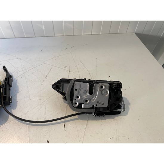 Broasca incuietoare usa fata stanga Volvo S60 V60 S90 V90 XC60 XC90 V60 CC 31440997