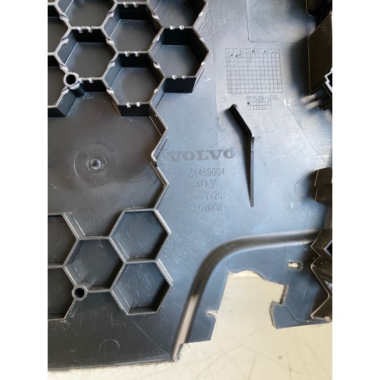 Centre console side panel trim right VOLVO XC40 2018+ 31469004