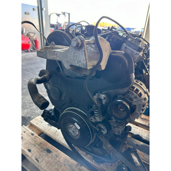 Engine 220,000km Volvo S60 V60 XC60 V70 D4204T5