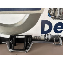 Dashboard/Central console trim Volvo V60 31477741, 31477742, 31477275, 31651196