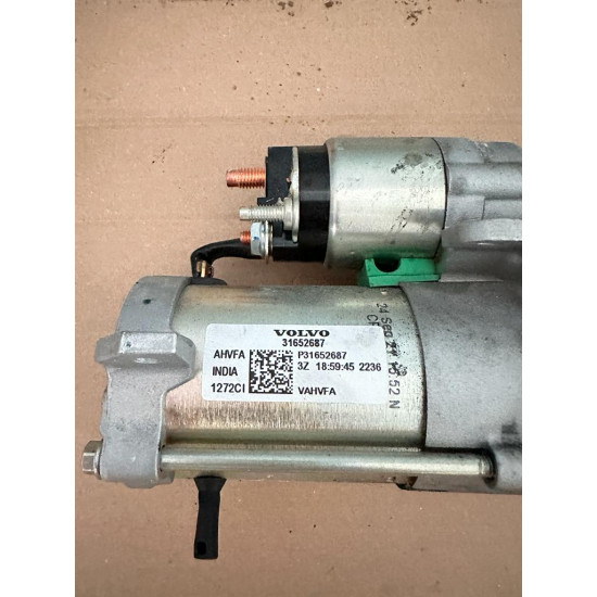 Starter motor Volvo XC40 31652687