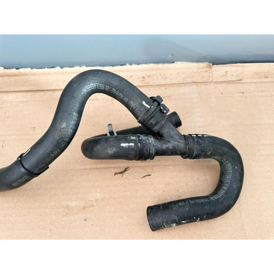 Radiator hose Volvo XC40 32138266