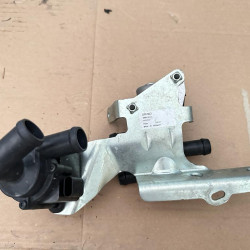 Water pump Volvo XC40 32222113