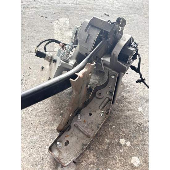 Brake pedal Volvo V60 31317447 Brake pedal Volvo V60 31317447
