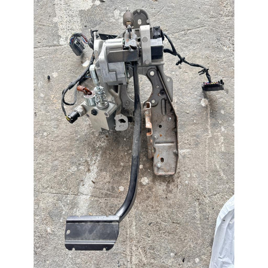Brake pedal Volvo V60 31317447 Brake pedal Volvo V60 31317447