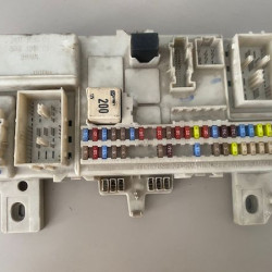 CEM Fuse Box VOLVO V50-S40-C30-C70 30728906