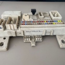 CEM Fuse Box VOLVO V50-S40-C30-C70 30728906
