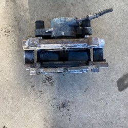 Front right brake pad calliper Volvo XC60 V90 V90CC S60 V60 V60CC XC40 31471664 36010245