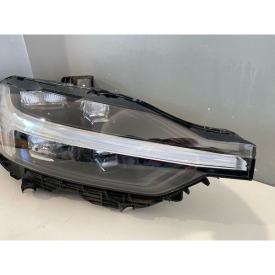 Far dreapta FULL LED VOLVO XC60 FACELIFT 2021+ 32404710