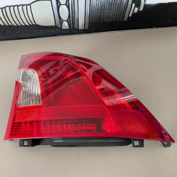 Taillight Rear Right Volvo S60 31395931