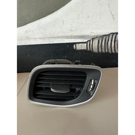 Front right air vent Volvo V60 S60 V40 2011-2018 30791696