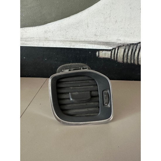 Front left air vent Volvo V60 S60 V40 2011-2018 30791697