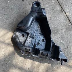 Front Right Bumper Bracket Volvo XC60 2009-2017 30764619 30763436