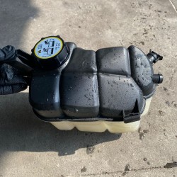 Coolant expansion tank Volvo S60 V60 XC60 6g91-8k218-d2l4a 31200320 31434300
