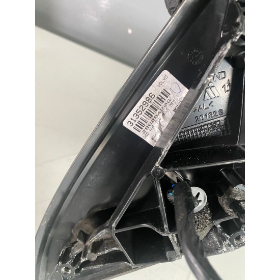 Oglinda dreapta cu bec si rabatare capac cromat 12 fire Volvo XC60 2013-2017 31352986 31371140