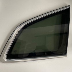 Rear right glass VOLVO XC60 2018+ 32244903 