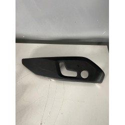 Ornament scaun dreapta fata VOLVO S90 V90 XC90 XC60 S60 V60 39831636