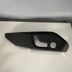 Ornament scaun dreapta fata VOLVO S90 V90 XC90 XC60 S60 V60 39831636