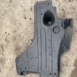 Scut termic dreapta VOLVO XC70 XC60 31200365