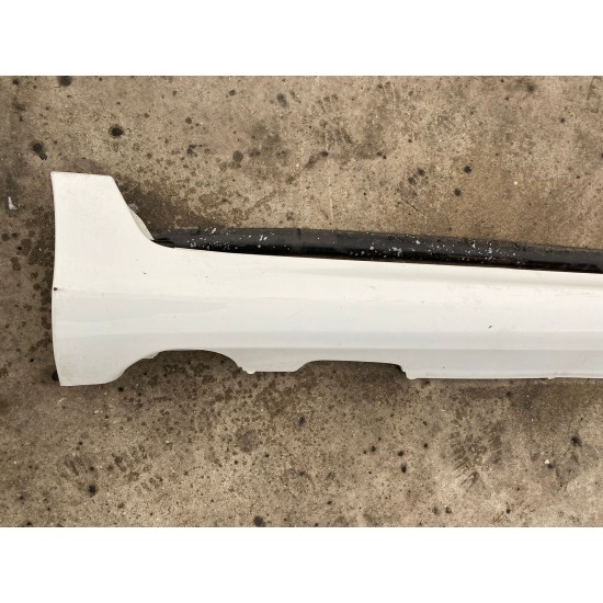 Prag dreapta VOLVO XC60 2017 39819619 31213683 39819628