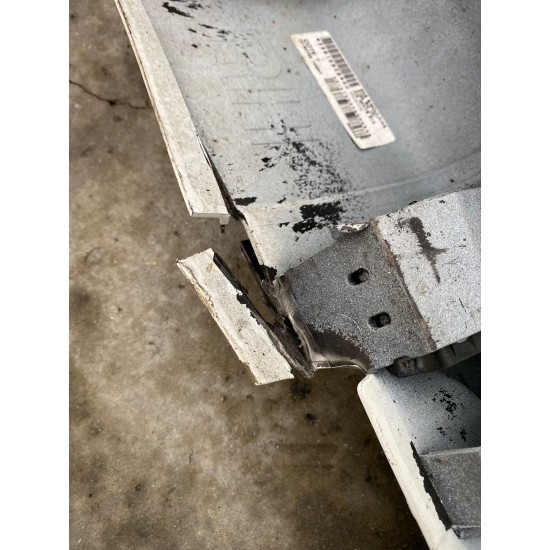 Prag dreapta VOLVO XC60 2017 39819619 31213683 39819628