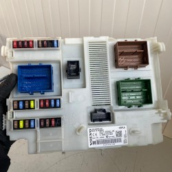 Electronic box Fuse Box Volvo S60 V60 XC60 31412970 31412971