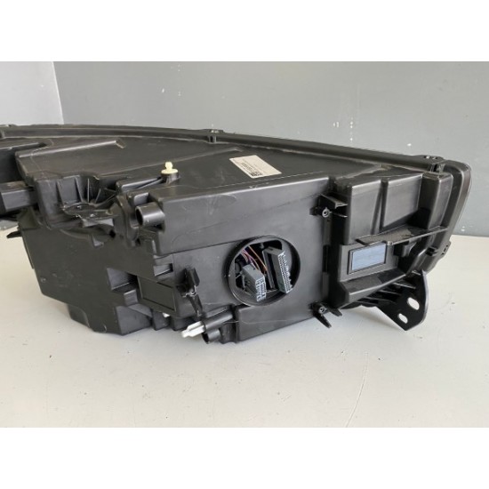 Left headlight VOLVO XC40 MID LED LHD 2018+ 31655988