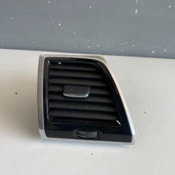 Grila aerisire stanga fata VOLVO XC90 2016-2023 31366449 31363709