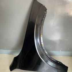 Aripa dreapta fata Volvo XC90 2016+ 31651676