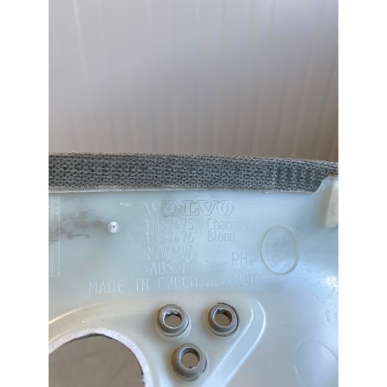 Ornament interior stalp sus dreapta A-pillar VOLVO XC40 2018 31457476 